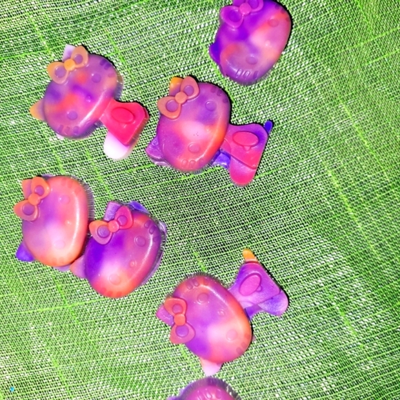 🎀Free With A Bundle Of 2 or More Item's🎀Handcrafted 🫧 Hello Kitty Soap 🫧 - Picture 14 of 14